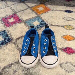 6 - Converse Toddler